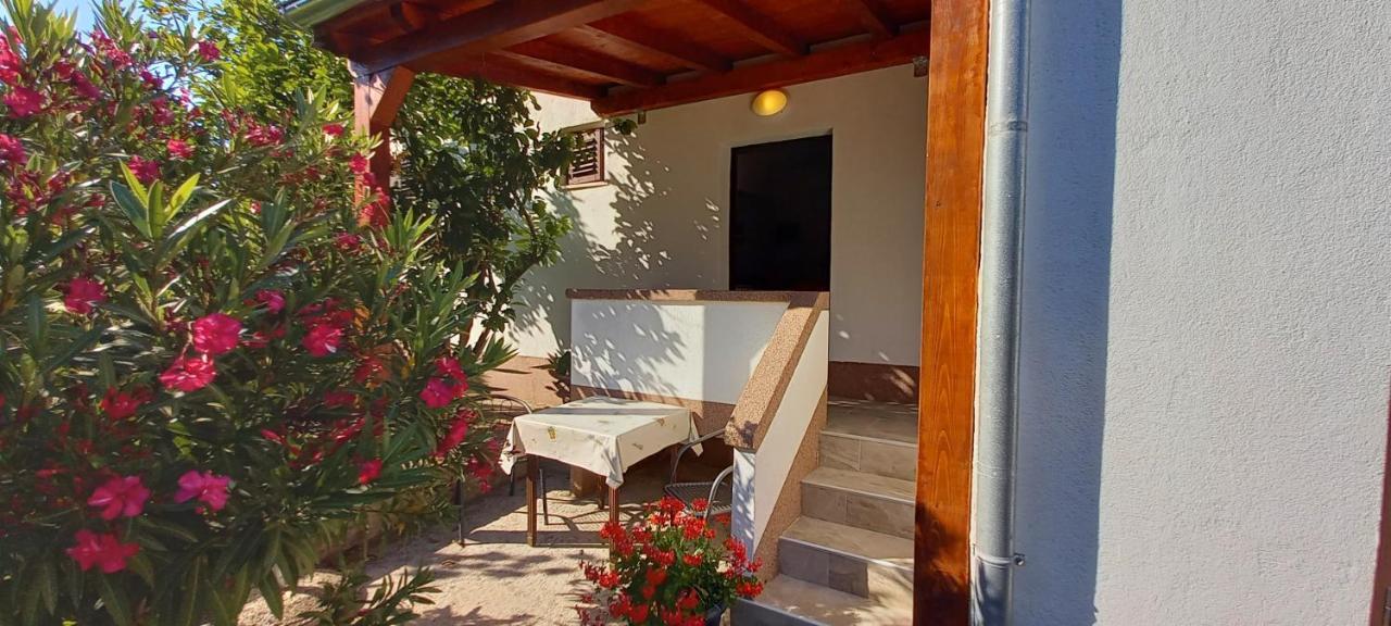 Eco Secluded Apartments Zabodarski Čunski Esterno foto