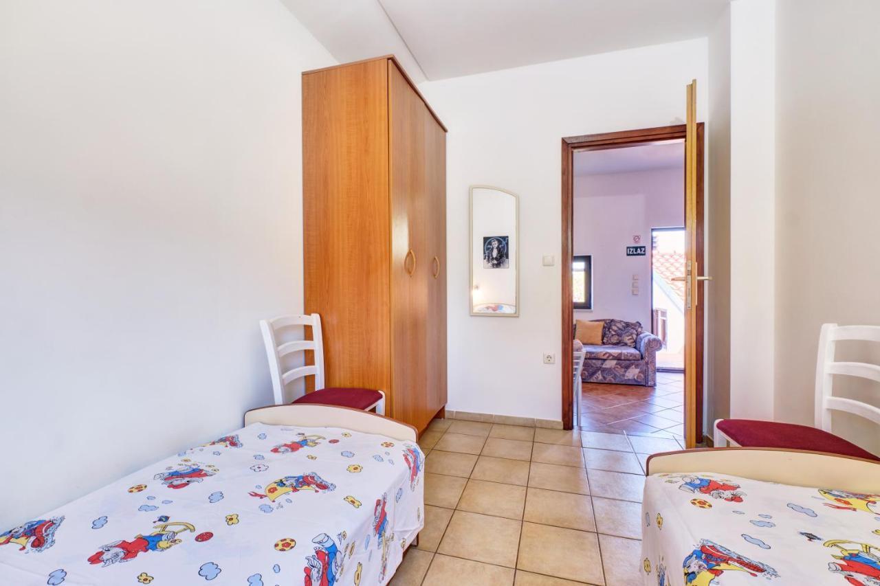Eco Secluded Apartments Zabodarski Čunski Esterno foto