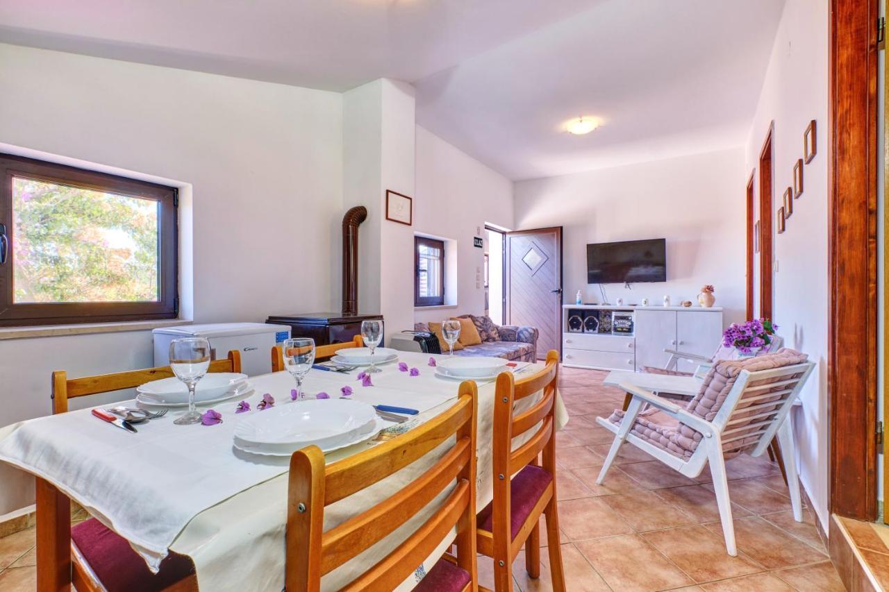 Eco Secluded Apartments Zabodarski Čunski Esterno foto