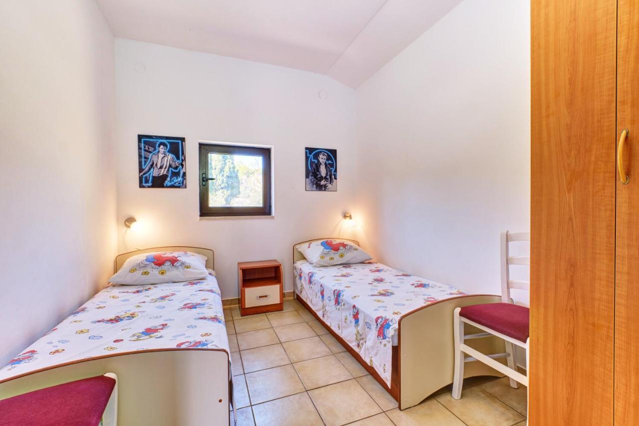 Eco Secluded Apartments Zabodarski Čunski Esterno foto
